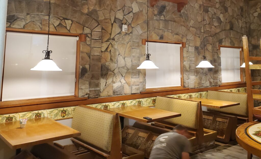 RESTAURANT WINDOW TOPPER