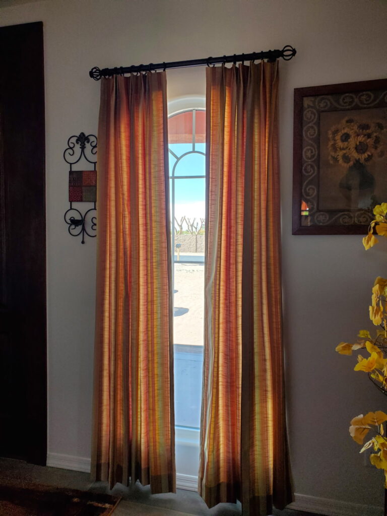 HANGING DRAPE'S